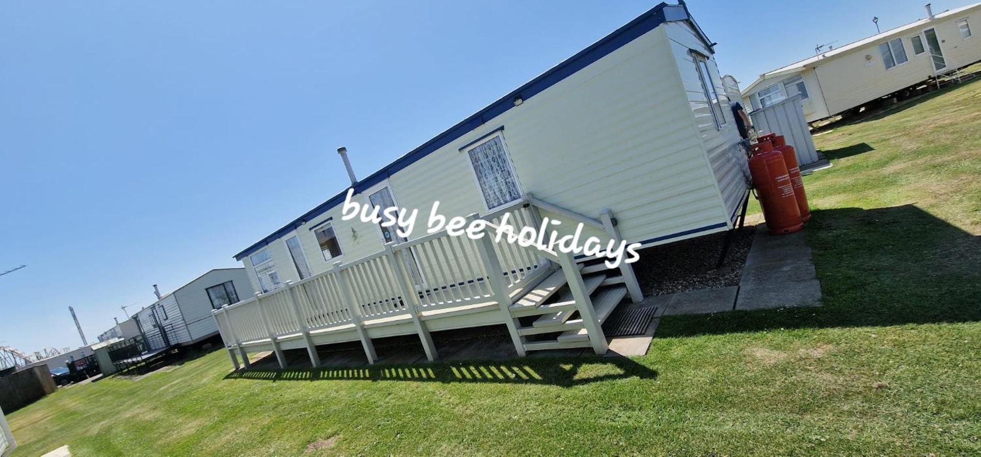 The Hive On The Chase Ingoldmells Villa Skegness Exterior photo